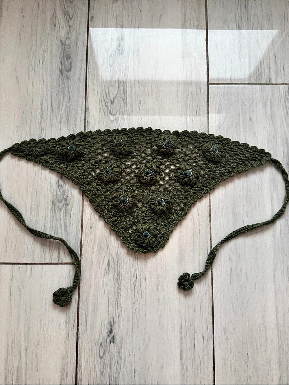 Crochet Floral Tie-bandana in Green